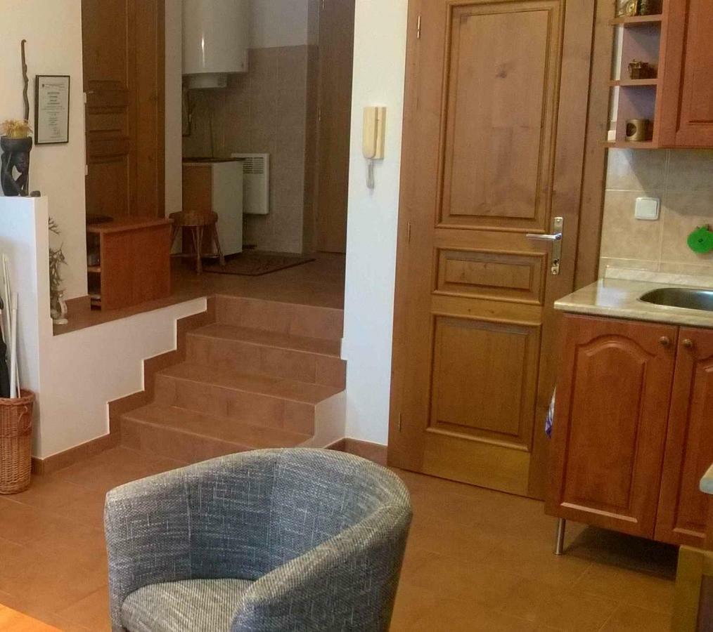 Ubytovani U Krizu Bulhary Extérieur photo