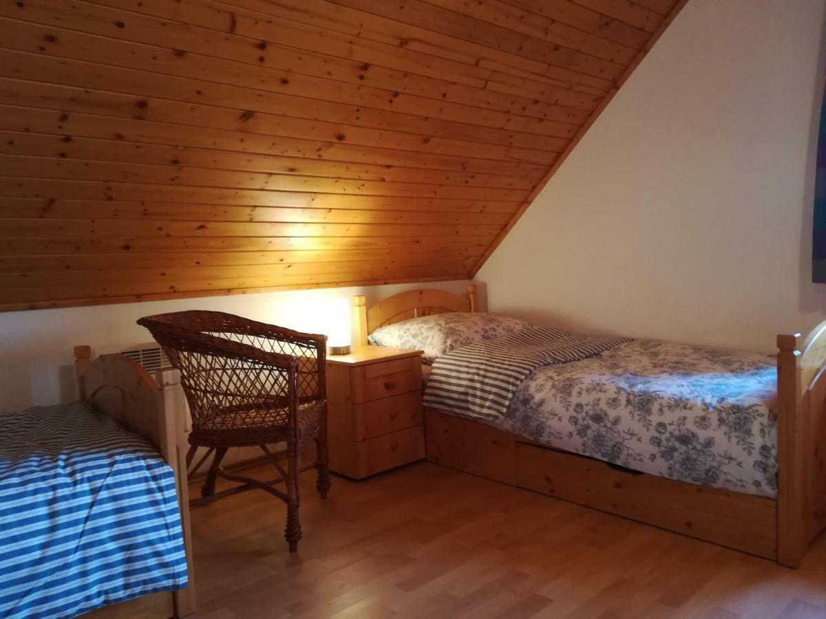 Ubytovani U Krizu Bulhary Extérieur photo